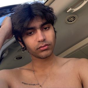 Meet your Posher, Ayush